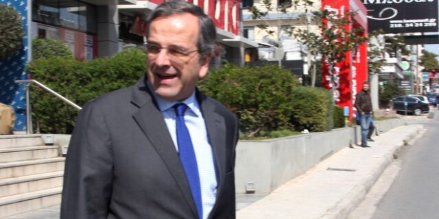 Σαμαράς με παραγωγικούς φορείς, στο επίκεντρο η πραγματική οικονομία