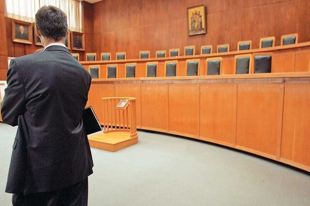 Ένταξη στο νομοσχέδιο για την ανθρωπιστική κρίση, ζητούν οι δικηγόροι