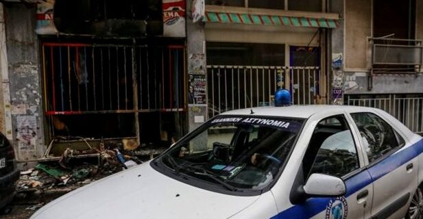 Η ‘Μηδενική Περίπολος/Εμπρηστές της Γειτονιάς’ πίσω από την επίθεση στα γραφεία του ΣΥΡΙΖΑ