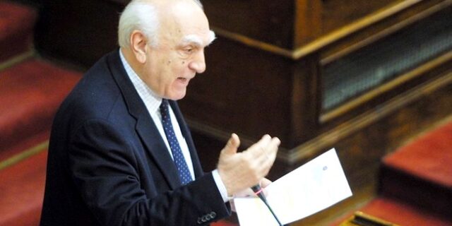 Πέθανε ο πρώην υπουργός του ΠΑΣΟΚ, Λάμπρος Παπαδήμας