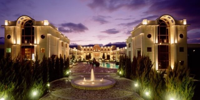 Μεγάλος διαγωνισμός: Κερδίστε 3 ημέρες διαμονή στο ξενοδοχείο Epirus Palace στα Ιωάννινα