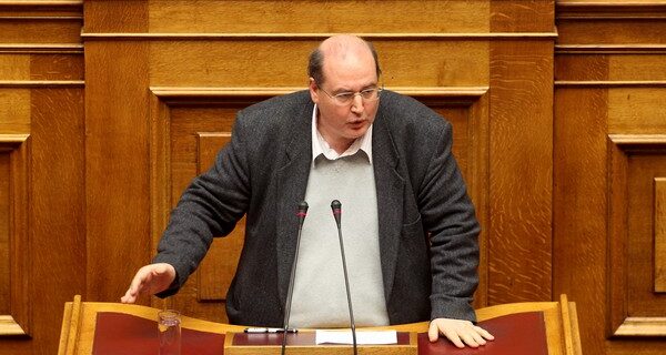 Φίλης: Ομόφωνη απόφαση για σύγκληση της ΚΟ του ΣΥΡΙΖΑ για τη συμφωνία