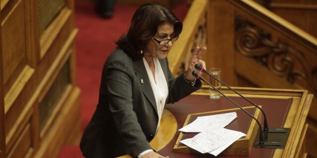 Φωτίου: Ποιοι θα είναι οι δικαιούχοι του επιδόματος ενοικίου. Μέσω κάρτας το επίδομα σίτισης