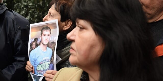 Θρήνος στο χωριό του Βαγγέλη Γιακουμάκη