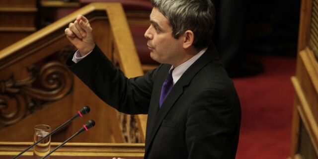 Καραγκούνης: Η κυβέρνηση ονομάζει το μνημόνιο, συμβόλαιο