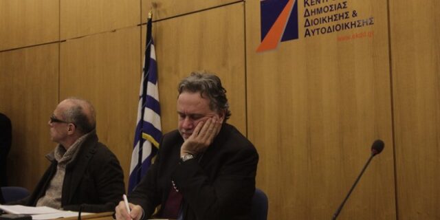 Κατρούγκαλος σε Τσίπρα: Πλαστό το δημοσίευμα. Δεν υπέγραψα συμφωνητικά με υπαλλήλους σε διαθεσιμότητα