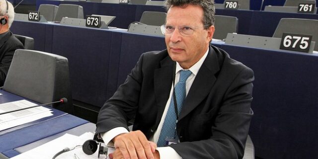 Ενεργοποιείται το Ευρωπαϊκό Ταμείο για 928 πρώην εργαζόμενους σε ΜΜΕ της Αττικής