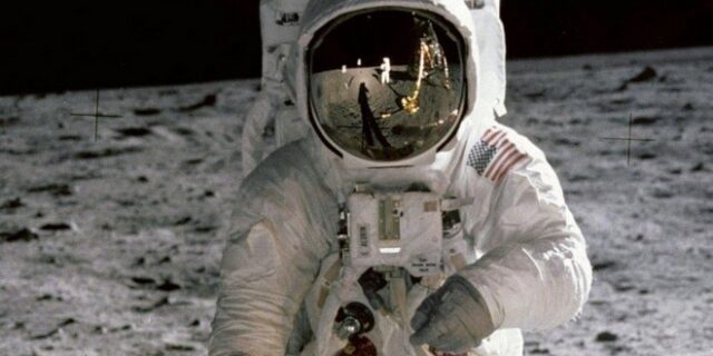 Μηχανή του Χρόνου: ‘Ένα μικρό βήμα για τον άνθρωπο, ένα μεγάλο για την ανθρωπότητα’. Το μυστήριο της φράσης του Άρμστρονγκ