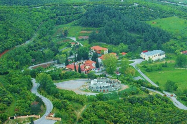 Έκλεψαν τάματα από την Ιερά Μονή της Παναγίας Δοβρά