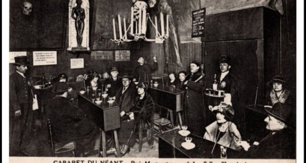 Μηχανή του Χρόνου: Τα καμπαρέ που οι Παριζιάνοι έπιναν με το διάβολο και σέρβιραν ποτά μέσα σε κρανία