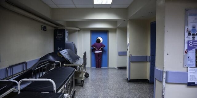 Αναστέλλεται η επίσχεση εργασίας από τους γιατρούς του ΕΟΠΥΥ