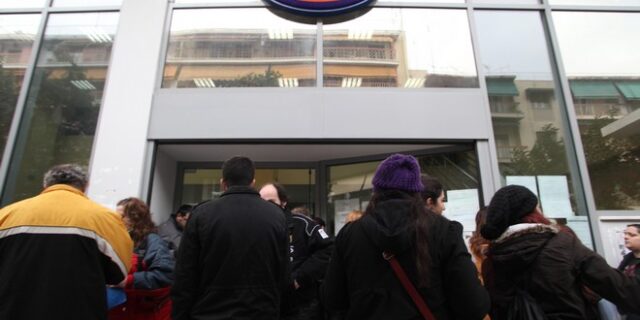 Τέλος τα τεκμήρια για ανέργους και φοιτητές και μια σειρά από φορολογούμενους χωρίς εισοδήματα