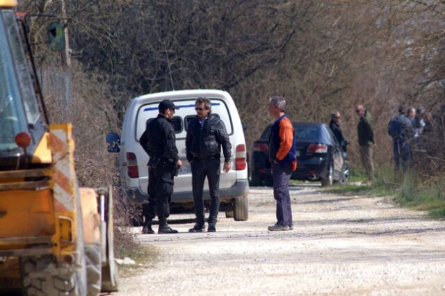 Φωτογραφίες από το σημείο που βρέθηκε το πτώμα του Βαγγέλη Γιακουμάκη