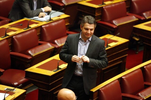 Υποψήφιος πρόεδρος του ΠΑΣΟΚ ο Οδυσσέας Κωνσταντινόπουλος