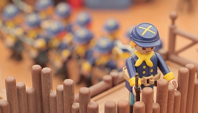 Διέρρηξαν την Playmobil στην Κηφισιά
