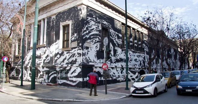 Καταδικάζει το γκράφιτι στο Πολυτεχνείο η σύνοδος των πρυτάνεων