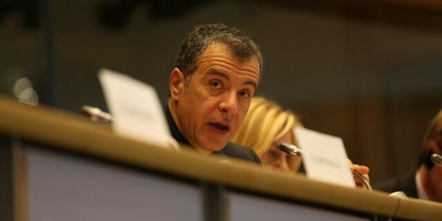 Το Ποτάμι: Μετά την αποδοκιμασία,ο Παρασκευόπουλος ζητάει και τα ρέστα