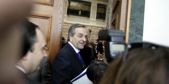 Συνεργάτες του Σαμαρά υποστηρίζουν ότι παρακολουθείται το κινητό του τηλέφωνο