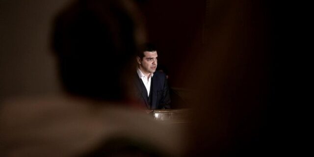 Κυβέρνηση: Συνεχίζουμε απρόσκοπτα την αναζήτηση επωφελούς λύσης, τηρώντας τη λαϊκή εντολή