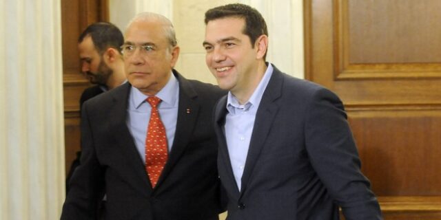 Συμφωνία Τσίπρα – Γκούρια για παροχή τεχνογνωσίας από τον ΟΟΣΑ