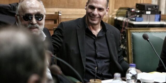 Θέλεις νούμερα; Κάλεσε τον Βαρουφάκη