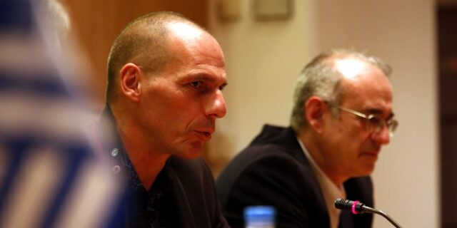 Συνεχείς συσκέψεις του οικονομικού επιτελείου