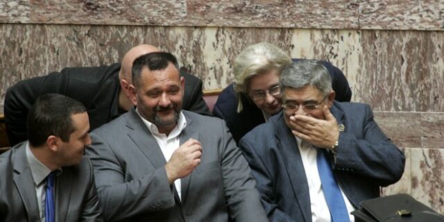 Πρόταση αποφυλάκισης για Μιχαλολιάκο – Παππά