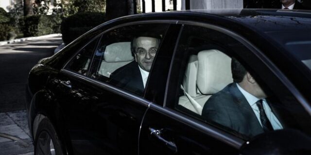 Σαμαράς: Συνέδριο όταν έρθει η ώρα. Εκλογές συνιστούν νομιμοποίηση της δραχμής