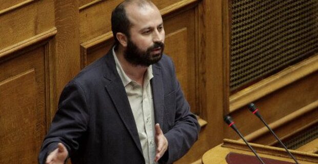 Πυρά Διαμαντόπουλου κατά Πανούση για ακροδεξιά ατζέντα