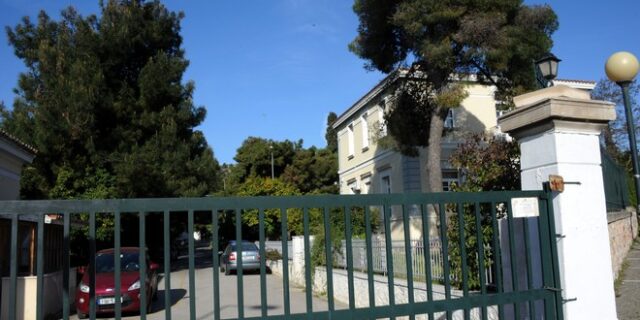 Εργαζόμενοι Δρομοκαΐτειου: Δουλειά μας να θεραπεύουμε, όχι να φυλάμε κρατουμένους
