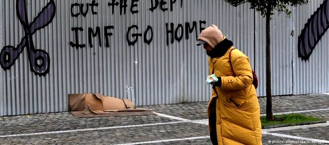 Spiegel: Το ΔΝΤ φεύγει από Αθήνα και επιστρέφει στην έδρα του