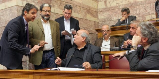 Ανέβηκαν οι τόνοι στη Βουλή κατά τη συζήτηση του νομοσχεδίου για κατάργηση φυλακών Γ’ Τύπου