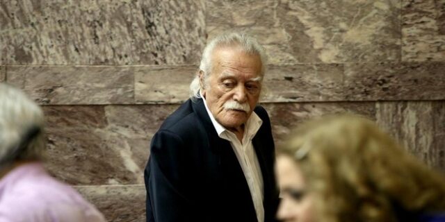 Ο Γλέζος ζητά τη στήριξη των Ελλήνων της Γερμανίας για τη διεκδίκηση των αποζημιώσεων