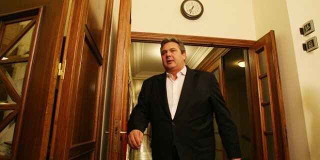 Καμμένος: Δεν πρόκειται να περικοπούν μισθοί και συντάξεις για να πληρωθούν οι δανειστές