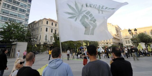 Εθισμός η κάνναβη στην Ελλάδα. Διπλασιάστηκαν οι χρήστες την τελευταία δεκαετία