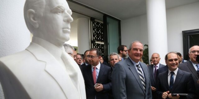 Μνημόσυνο Εθνάρχη : Όλοι προσέτρεξαν στον Κώστα Καραμανλή