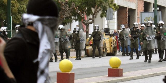 Παρασκευόπουλος: Κάτω από την κουκούλα υπάρχει άνθρωπος
