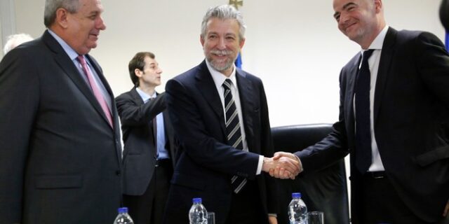 Τέρενς Κουίκ: Έχουν γεφυρωθεί οι διαφορές του κράτους με UEFA και FIFA