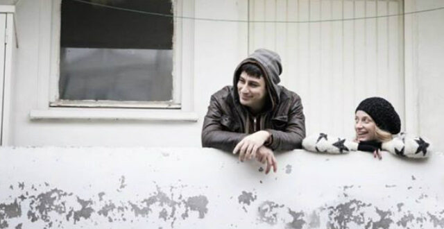 Η Λίλα λέει, ότι πρέπει να σταματήσεις να είσαι τόσο άπραγος