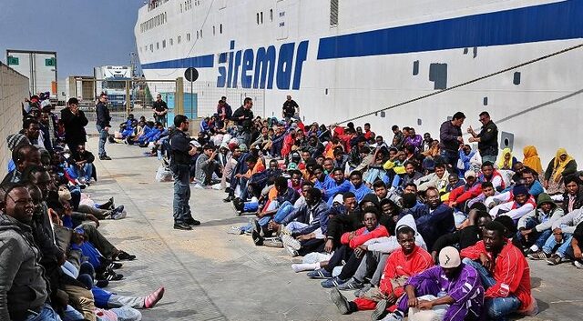 Πρόταση της Κομισιόν για μετεγκατάσταση 40.000 μεταναστών από Ελλάδα και Ιταλία σε άλλες χώρες