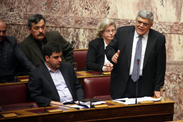 Μιχαλολιάκος: Η εξεταστική δεν θα φέρει αποτέλεσμα