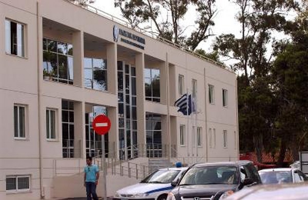 Αυστηρή ποινή σε νεαρό για επεισόδια στο δικαστικό μέγαρο του Ναυπλίου