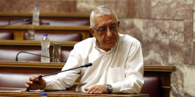 Κακλαμάνης: Να δοθεί λύση στο ζήτημα της ψήφου των Ελλήνων ομογενών