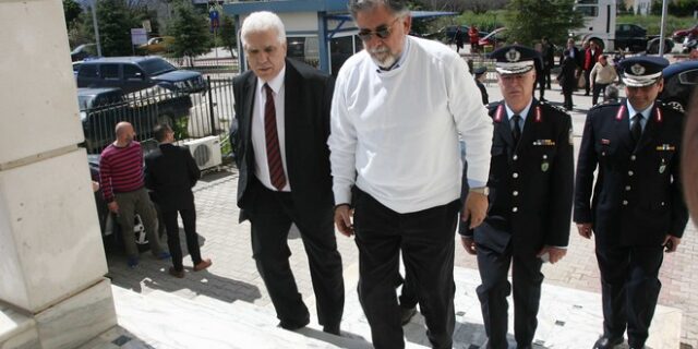 Πανούσης: Αλίμονο αν δεν είχα πολιτική άποψη. Δεν τίθεται θέμα να τρίζει η καρέκλα μου
