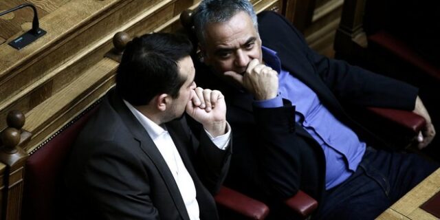 Σκουρλέτης: Σκεφτόμαστε εκλογές ή δημοψήφισμα αν δεν υπάρξει συμβιβασμός