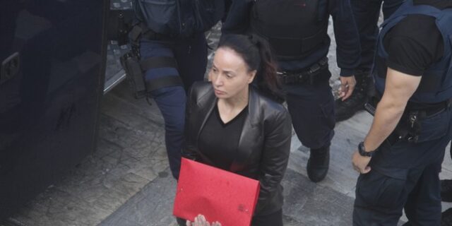Ο βίος και η πολιτεία της Βίκυ Σταμάτη