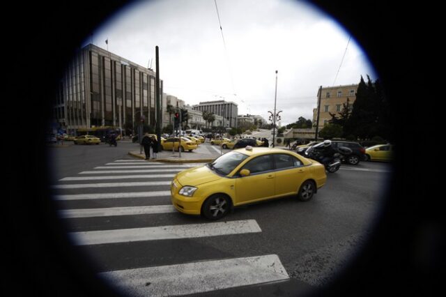 Συνελήφθη ‘μαϊμού’ ταξιτζής που κυκλοφορώντας με ‘μαϊμού’ ταξί έβγαλε 116.000 ευρώ
