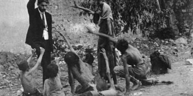 Μια εικόνα 1000 λέξεις: Ο Τούρκος και οι σκελετωμένοι Αρμένιοι