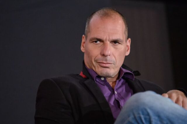 Βαρουφάκης: Ορισμένοι από τους εταίρους μας παίζουν με τη φωτιά