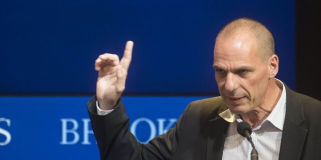 Στο Παρίσι μεταφέρεται ο παλμός της διαπραγμάτευσης 